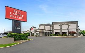 Red Carpet Inn & Suites  2*